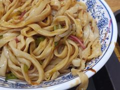 老北京炸酱面-门框胡同百年卤煮(新街口店)