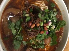 -车沾巷·重庆老味豌杂面