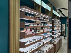 -LensCrafters亮视点(东方新天地店)