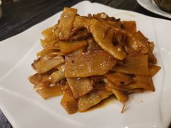 酸笋炒牛肉-美极鲜食坊(宝安南路店)