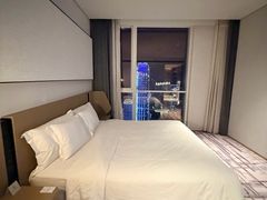 -大连星海皇冠假日酒店