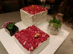 -左庭右院鲜牛肉火锅黑金店(陆家嘴中心店)