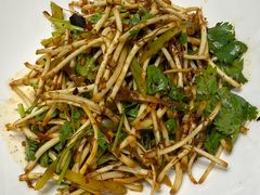 -黔蘑菇四季餐厅(观山湖店)