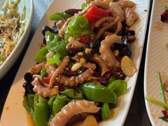 -五谷丰登农家院·地道胶东菜·海鲜烧烤(威海店)