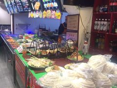 自助取餐区-满兴咱妈烀饼铁锅炖(兰州北街店)