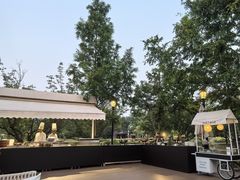 -窗外西餐厅(普罗理想国店)