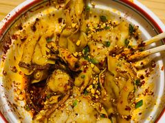 -八二小区抄手(龙湖上城天街店)