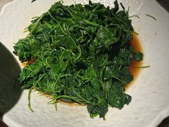 -吴越荣记苏州菜·松鼠桂鱼100%活鱼现做(月光码头店)