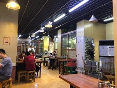 大堂-帖老大羊肉汤烩面烧烤(康复后街总店)