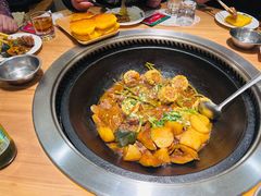-咱屯子铁锅炖直营店(南湖大路店)
