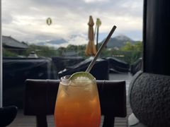-时光吧·大堂吧·丽江和府洲际度假酒店