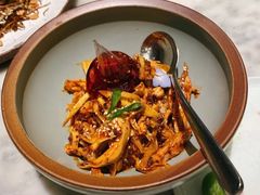 敲糖棒棒鸡-辛香汇·现炒川菜(淮海路百盛店)