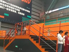 -极限PLAY运动娱乐新世界·团建派对潮玩休闲馆·室内蹦极高空游乐园