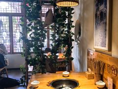 -大众跷脚牛肉馆·非遗传承单位(峨眉山店)