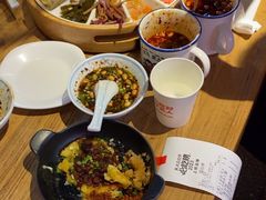 -怪噜范·老贵阳街头名小吃(鸿通城店)