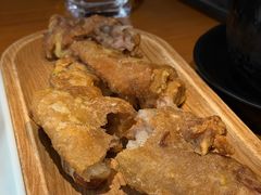 黄金脆皮猪手-莲餐厅·湖北菜·潜江小龙虾店(愚园路店)