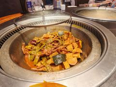 -山河屯铁锅炖(哈西站店)
