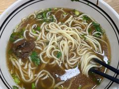 -小马牛肉面·牛骨熬制(南京博物院店)