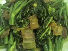 生炒芥兰苗-石岐乳鸽村(南海第三分店)