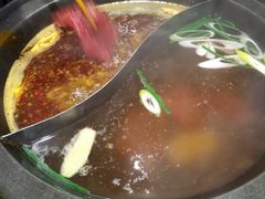 -唇辣号重庆老火锅(石担路店)