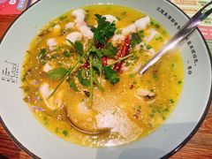 老坛酸菜鱼-胡桃里音乐酒馆(仓山万达店)