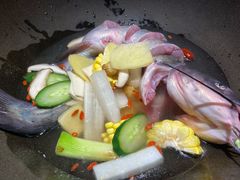 -鲜潭蒸汽石锅鱼(五道口购物中心店)