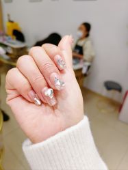 -尤米一站式美甲美睫
