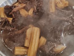 -江城燕子大排档(江汉路步行街店)