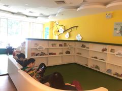 -乐融婴幼儿成长中心(四季青校区)