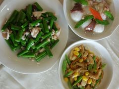 -楼外楼·停车场