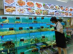 -覃记海鲜美食餐厅