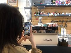 -Be Lived Cafe比例咖啡(摩天轮店)