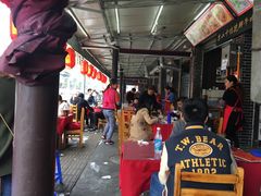 -谢老五跷脚牛肉·非遗传承店