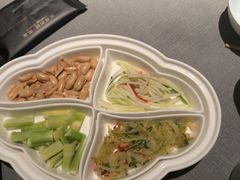 -左庭右院鲜牛肉火锅黑金店(陆家嘴中心店)