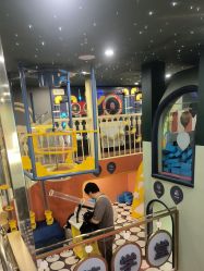 -MELAND CLUB亲子乐园·派对·餐厅(北京芳圆里ID MALL店)