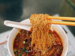 咖喱牛腩面-牛记咖喱美食(十月初五日街店)