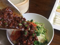 老北京炸酱面-北京老铺烤鸭(老城根店)