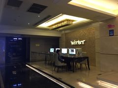 -温莎KTV(珠江路店)