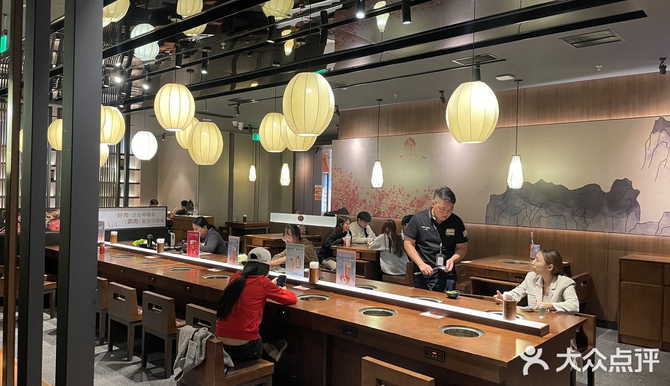 火锅界的网红店，根本吃不够！