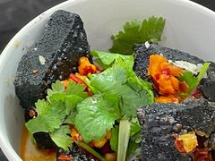 -黑色经典臭豆腐·湖南特产(坡子街店)