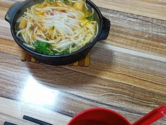 -三品阁过桥米线(万达店)