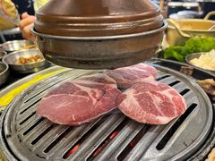-GOGIYA·咕叽吖韩国传统烤肉店(东方新天地店)