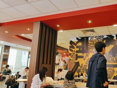 -麦当劳(汉口火车站候车室店)