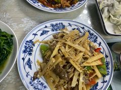 -天天向上素食餐厅(五台山店)
