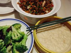-小菜园新徽菜(连云港海州吾悦店)