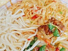 -歹歹的加个面过油肉拌面