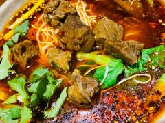 牛肉面-默记孙抄手(园艺山店)