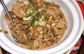 Snow Cabbage Braised Black Tofu