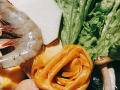 -呷哺呷哺(万达新世界店)