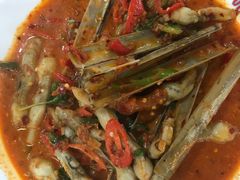 -班赞海鲜市场胖阿姨加工点